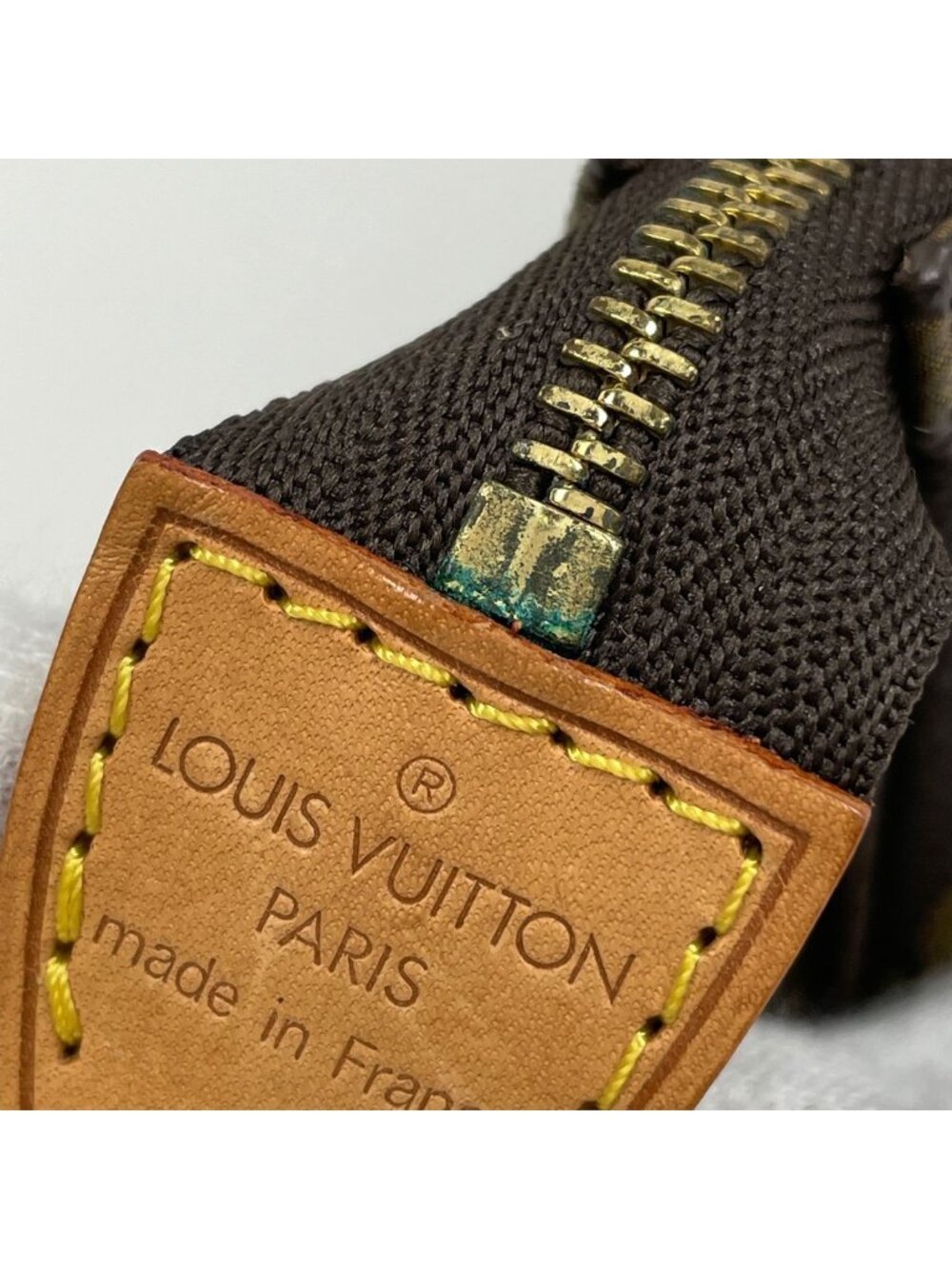 Louis Vuitton Pochette Vintage Pouch - Picture 6 of 8
